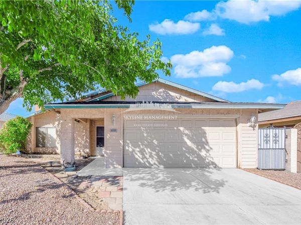 6608 Silverstream Avenue , Las Vegas, NV 89107