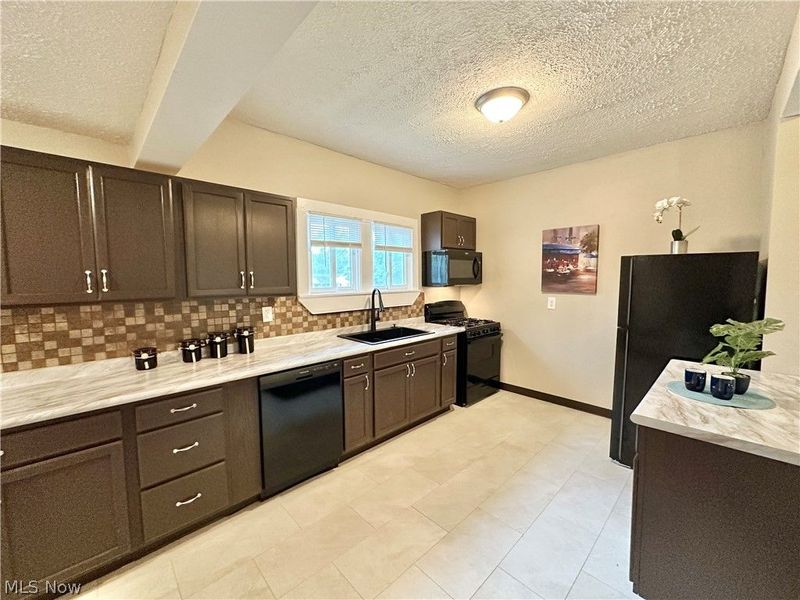 540 Anderson Avenue , Akron, OH 44306 Photo 5