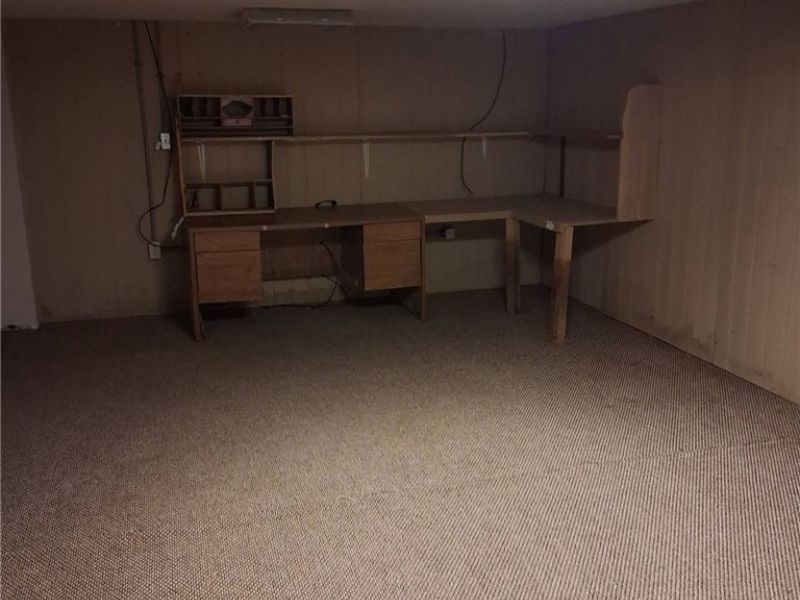 3058 Dayton Avenue , Lorain, OH 44055 Photo 10