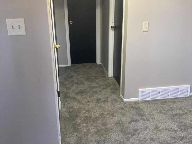 4979 Lyle Road, Columbus, OH 43229 Photo 6