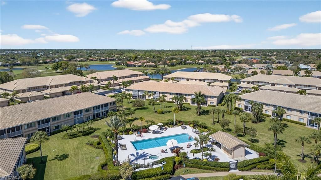 9009 Michael Cir, Unit 4, Naples, FL 34113 Photo