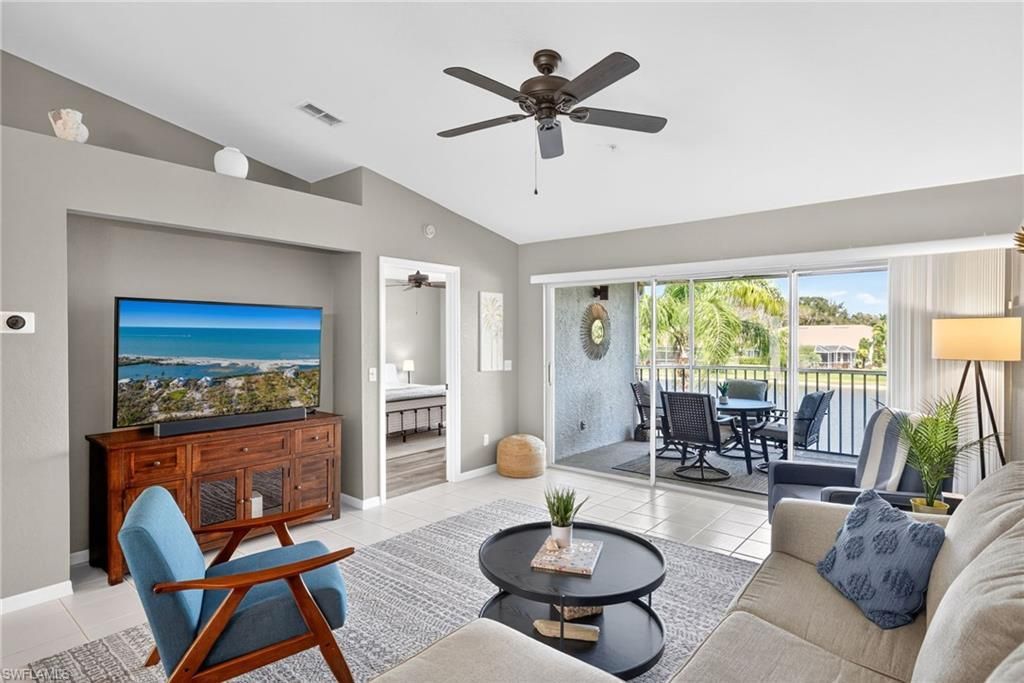 9009 Michael Cir, Unit 4, Naples, FL 34113 Photo