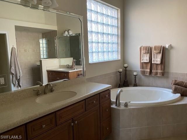 10307 Gator Bay Ct, Naples, FL 34120 Photo