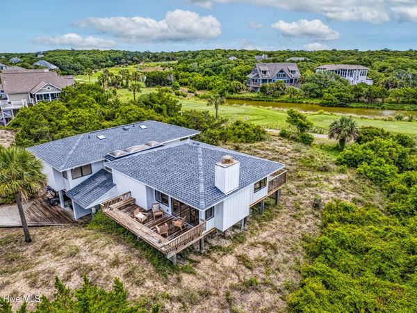 12 Royal Tern Court , Southport, NC 28461