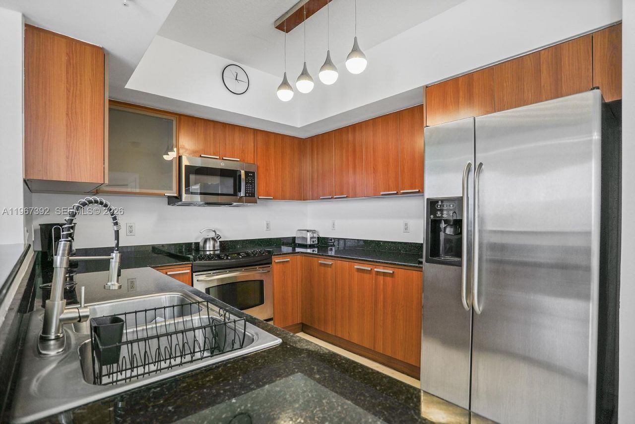 16699 Collins Ave, Unit 2709, Sunny Isles Beach, FL 33160 Photo