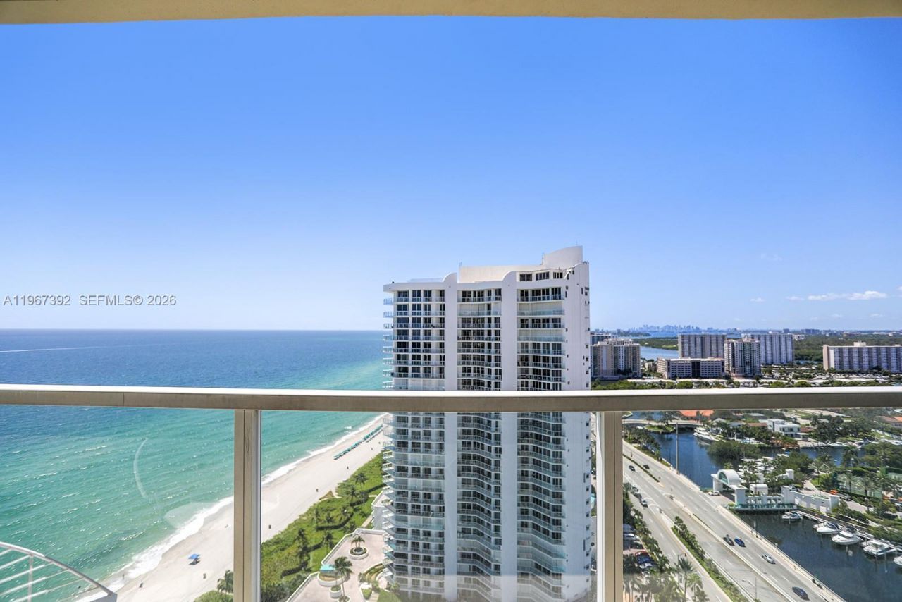 16699 Collins Ave, Unit 2709, Sunny Isles Beach, FL 33160 Photo