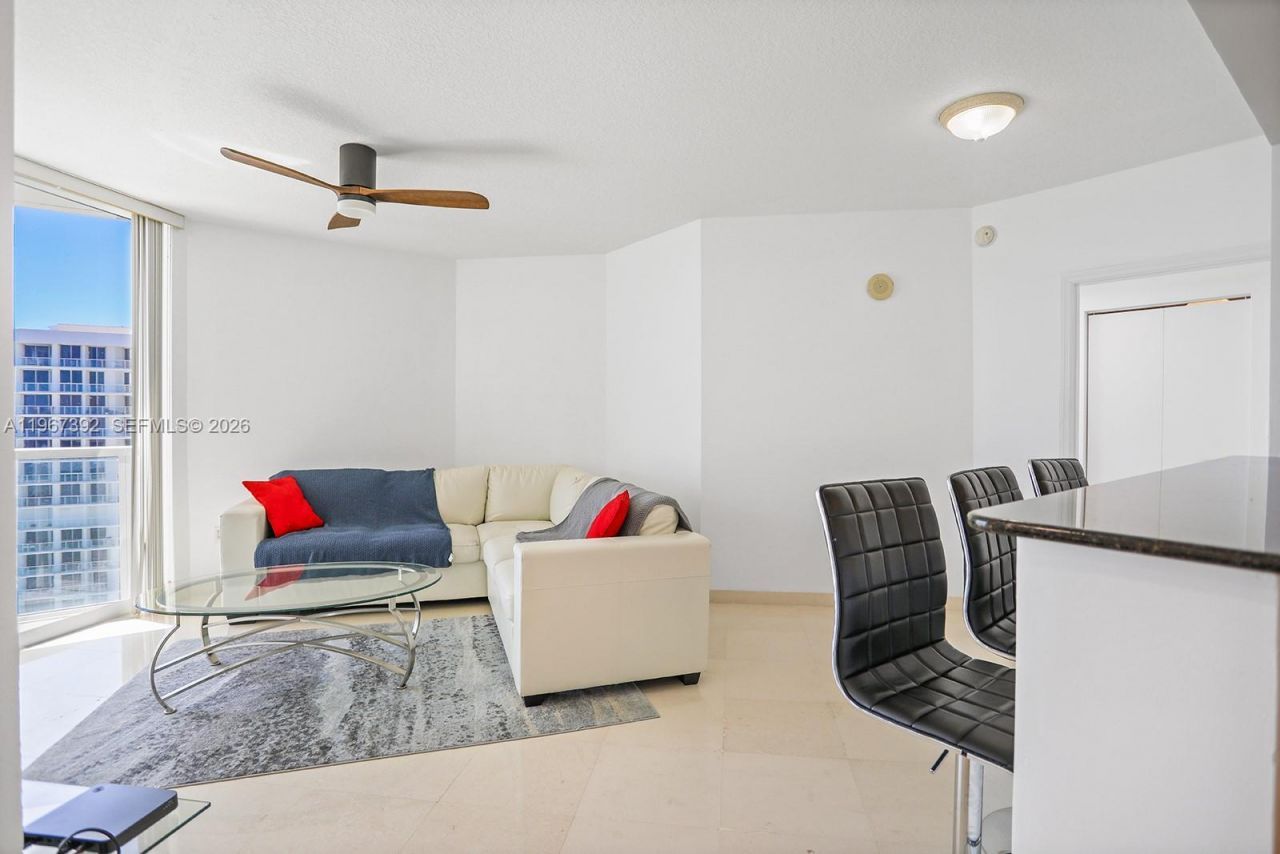 16699 Collins Ave, Unit 2709, Sunny Isles Beach, FL 33160 Photo