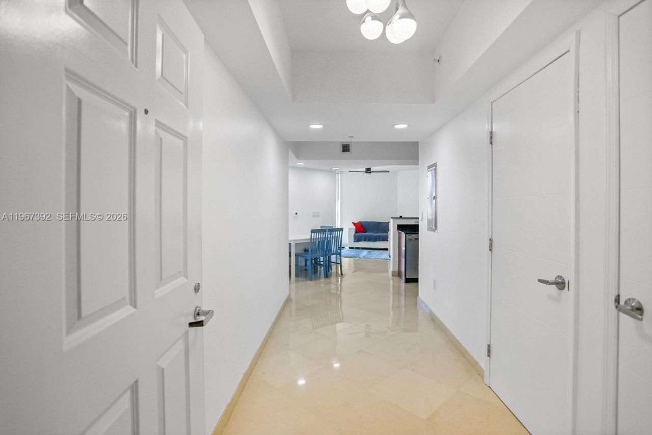 16699 Collins Ave, Unit 2709, Sunny Isles Beach, FL 33160 Photo