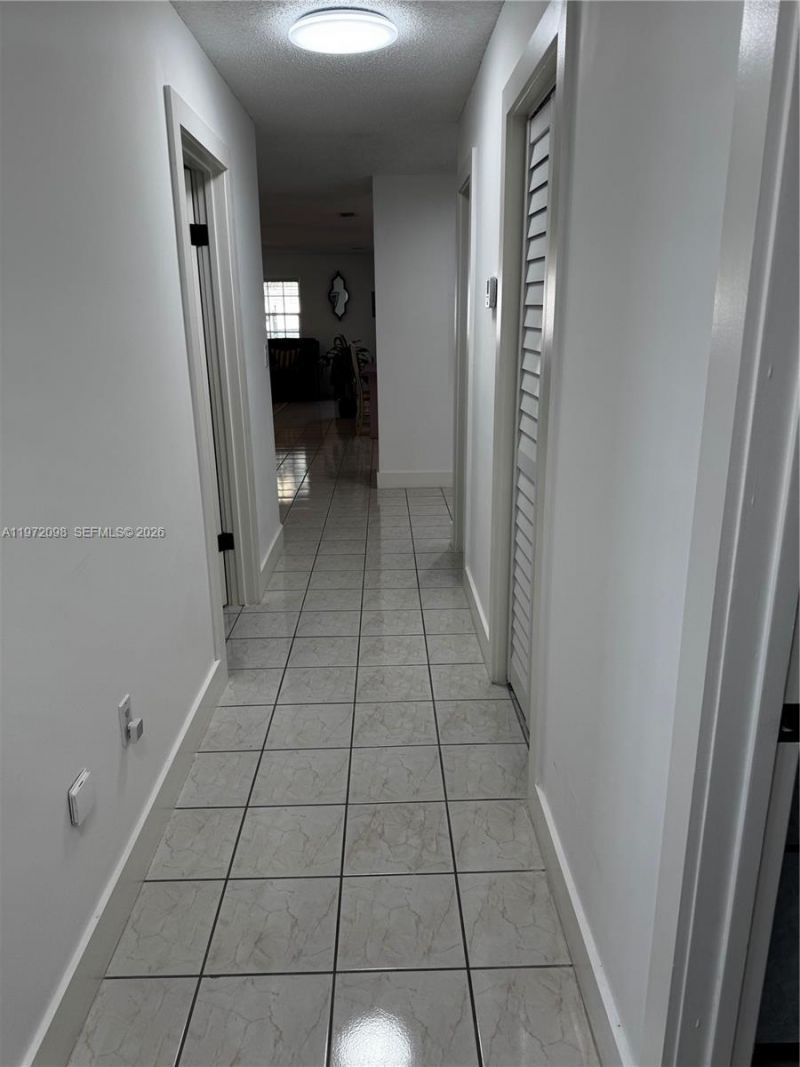 530 SW 136th Pl, Miami, FL 33184 Photo