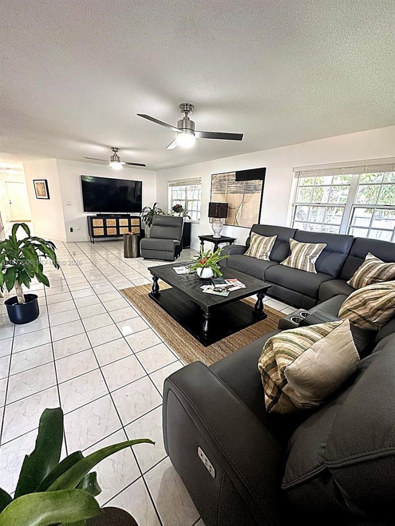 530 SW 136th Pl, Miami, FL 33184 Photo