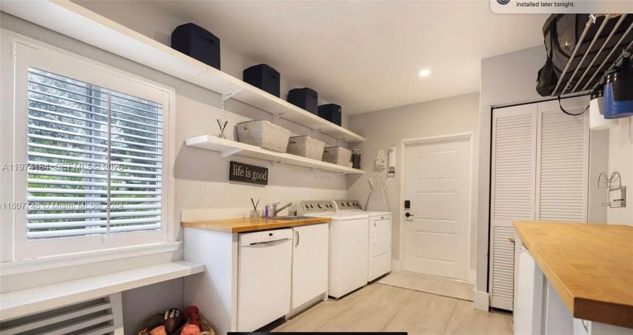 4190 Braganza Ave , Miami, FL 33133 Photo