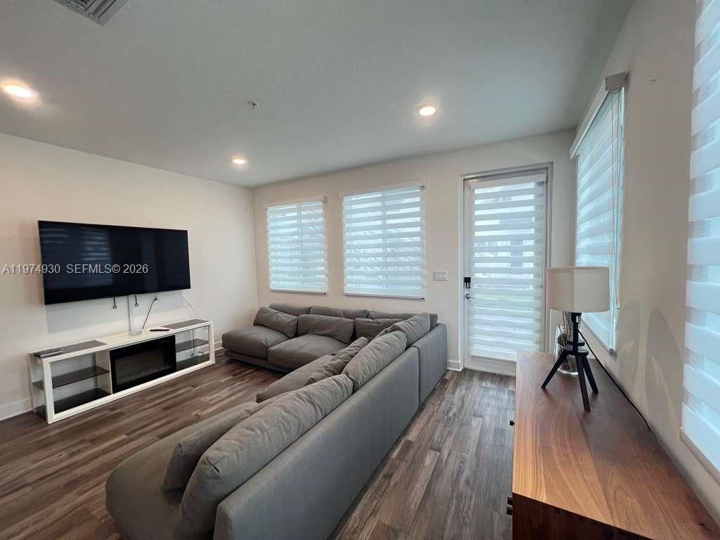 10229 NW 64th Ter , Unit 101, Doral, FL 33178 Photo