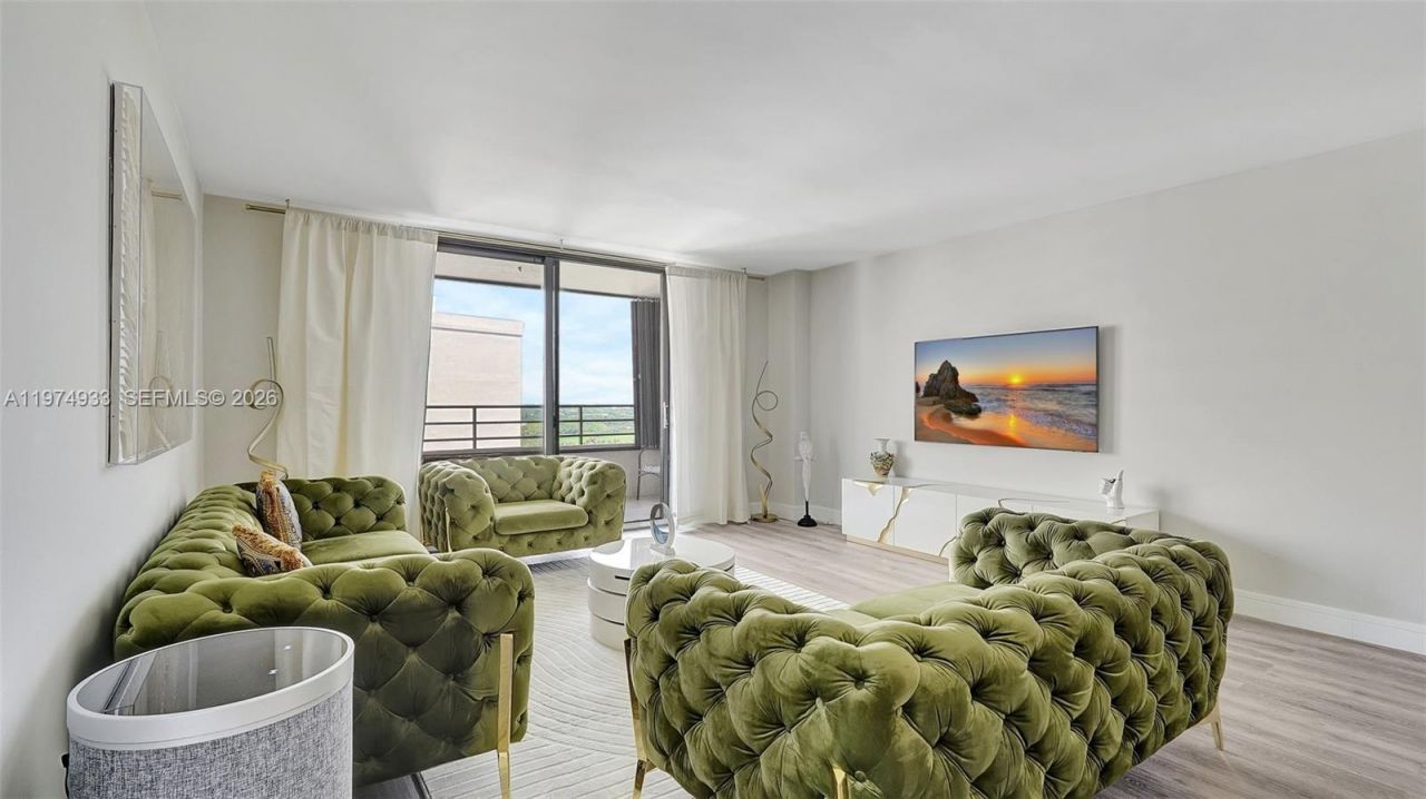 2500 Parkview Dr , Unit 1914, Hallandale Beach, FL 33009 Photo