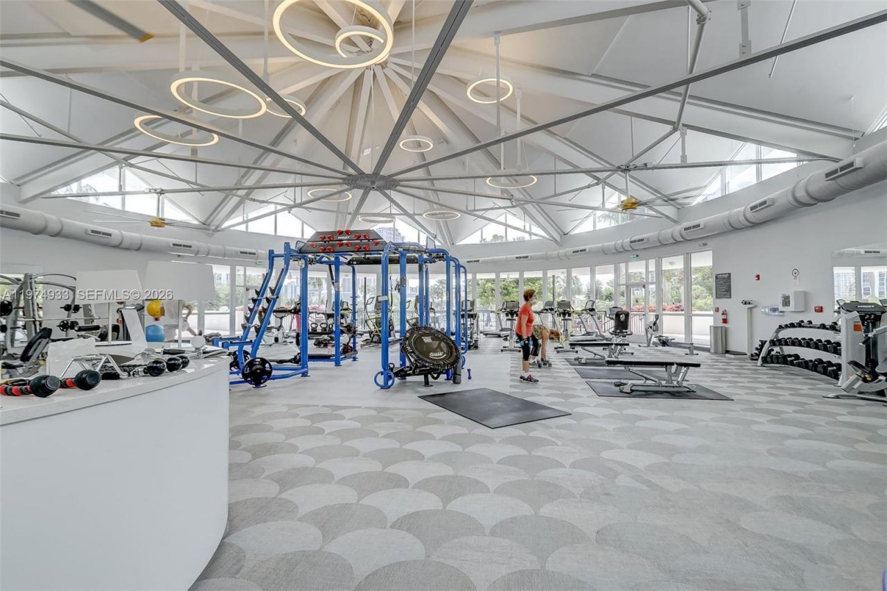 2500 Parkview Dr , Unit 1914, Hallandale Beach, FL 33009 Photo