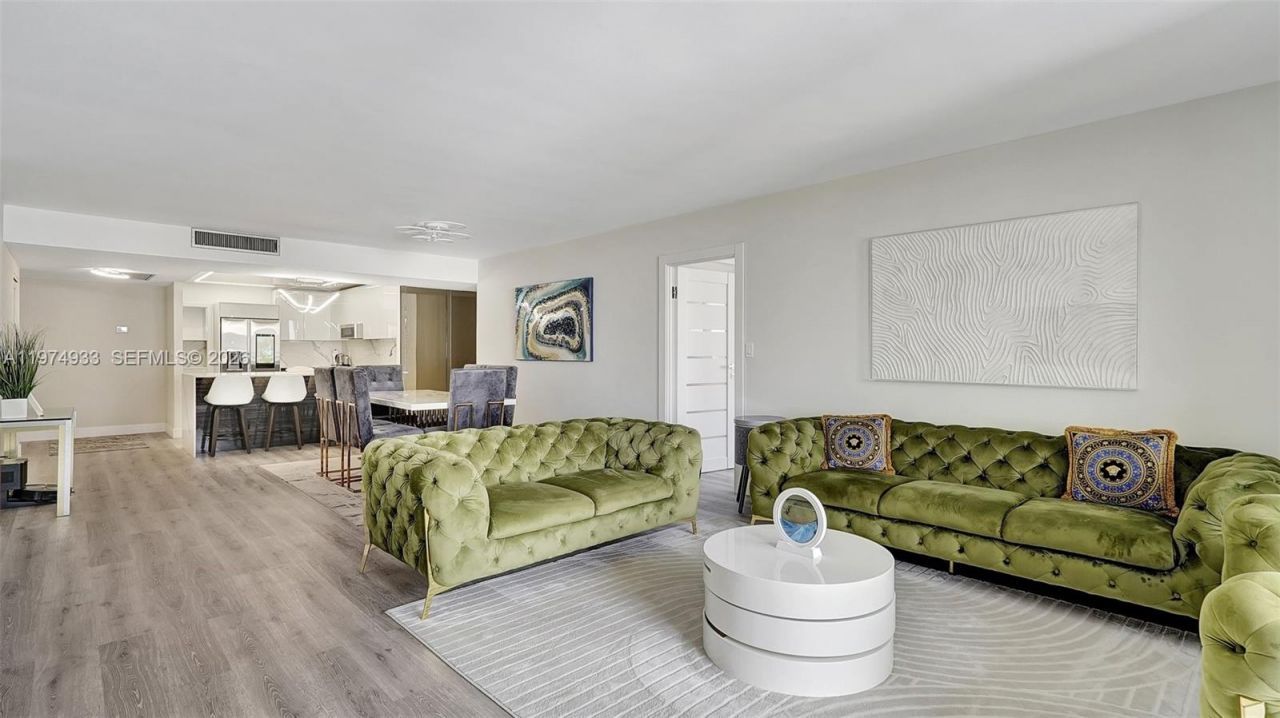 2500 Parkview Dr , Unit 1914, Hallandale Beach, FL 33009 Photo