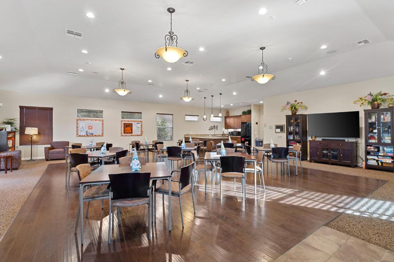 7525 Eldred Way, Sacramento, CA 95829 Photo