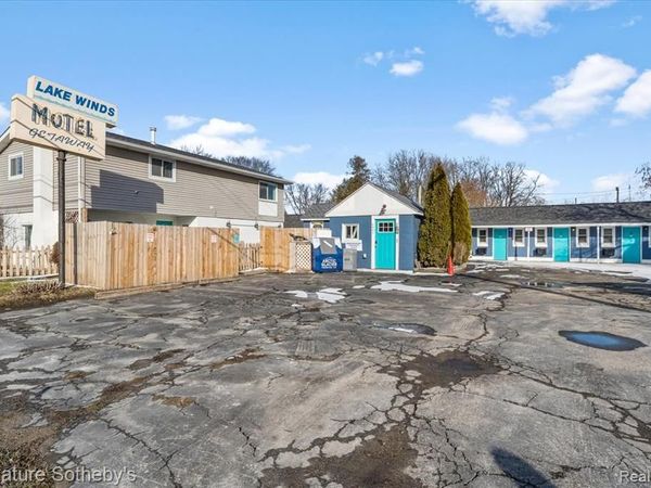 6997 Lakeshore Road, Worth Twp, MI 48450