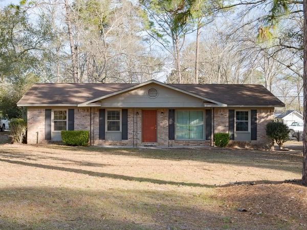 3914 Blue Gill Circle, Mobile, AL 36619