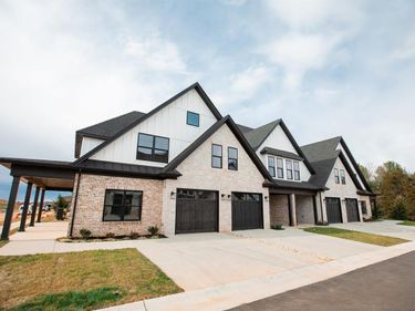 1131 South Westyn Loop, Forest, VA 24551