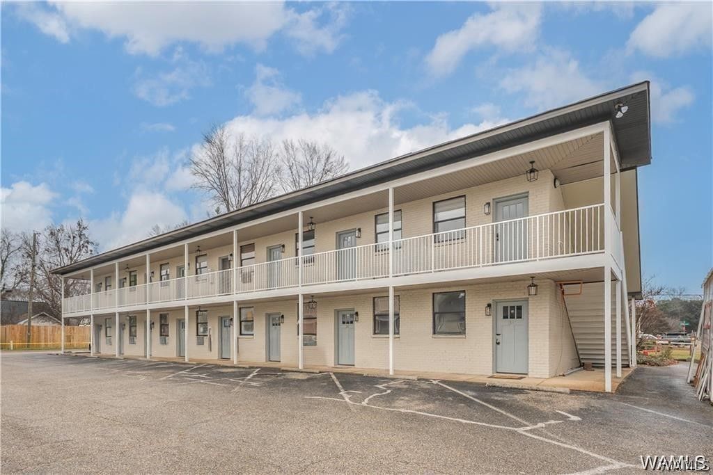 1212 12th Street  primary photo