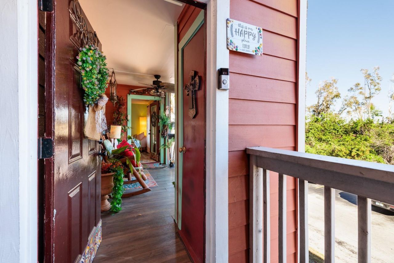 10200 Gandy Boulevard N, Unit 1313, Saint Petersburg, FL 33702 Photo