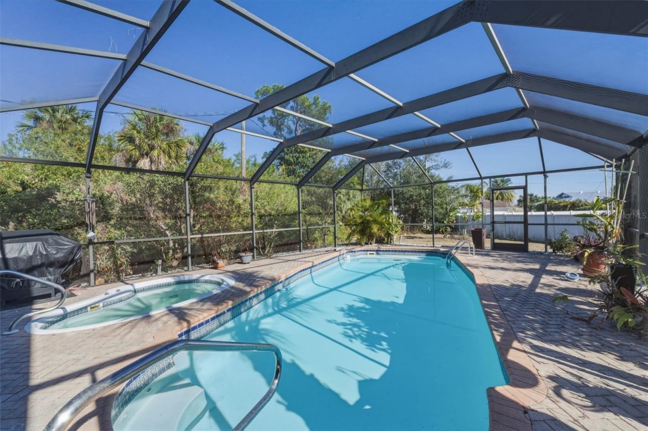 643 Blue Lane Nw, Port Charlotte, FL 33952 Photo