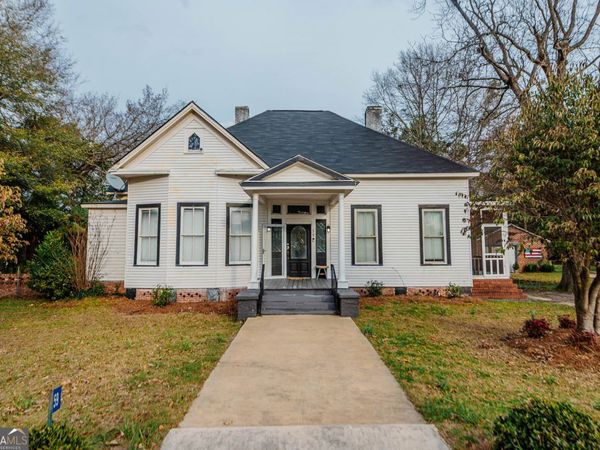 59 Warren Street, Hawkinsville, GA 31036