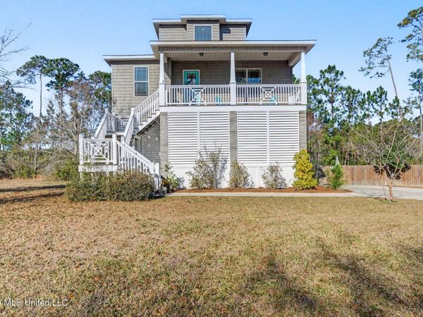 6401 Ascot Drive, Biloxi, MS 39532