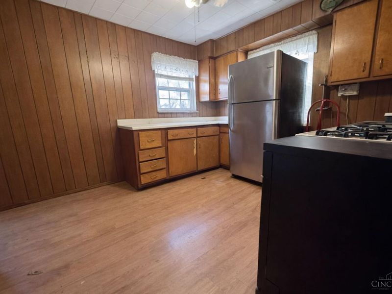 1612 Hunt Road, Reading, OH 45215 Photo 7