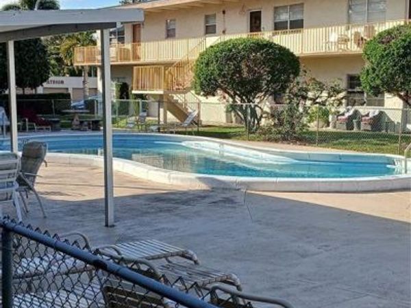 2525 Hollywood Blvd, Unit 115, Hollywood, FL 33020