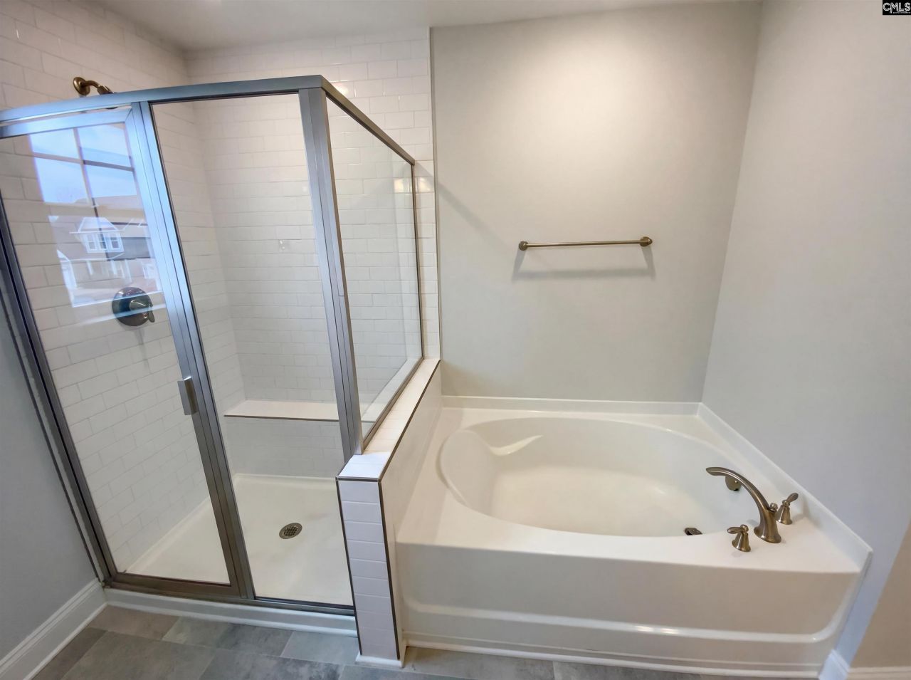 159 Hadleigh Drive  Photo 14