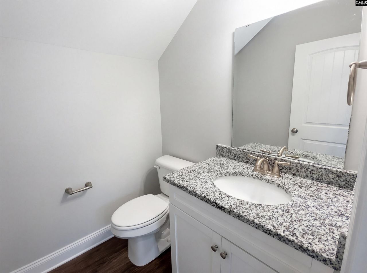 159 Hadleigh Drive  Photo 18