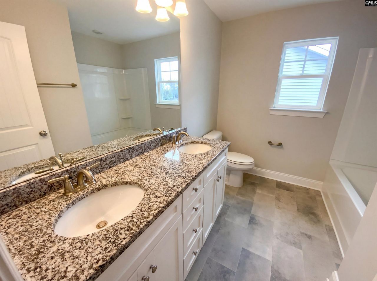 159 Hadleigh Drive  Photo 22