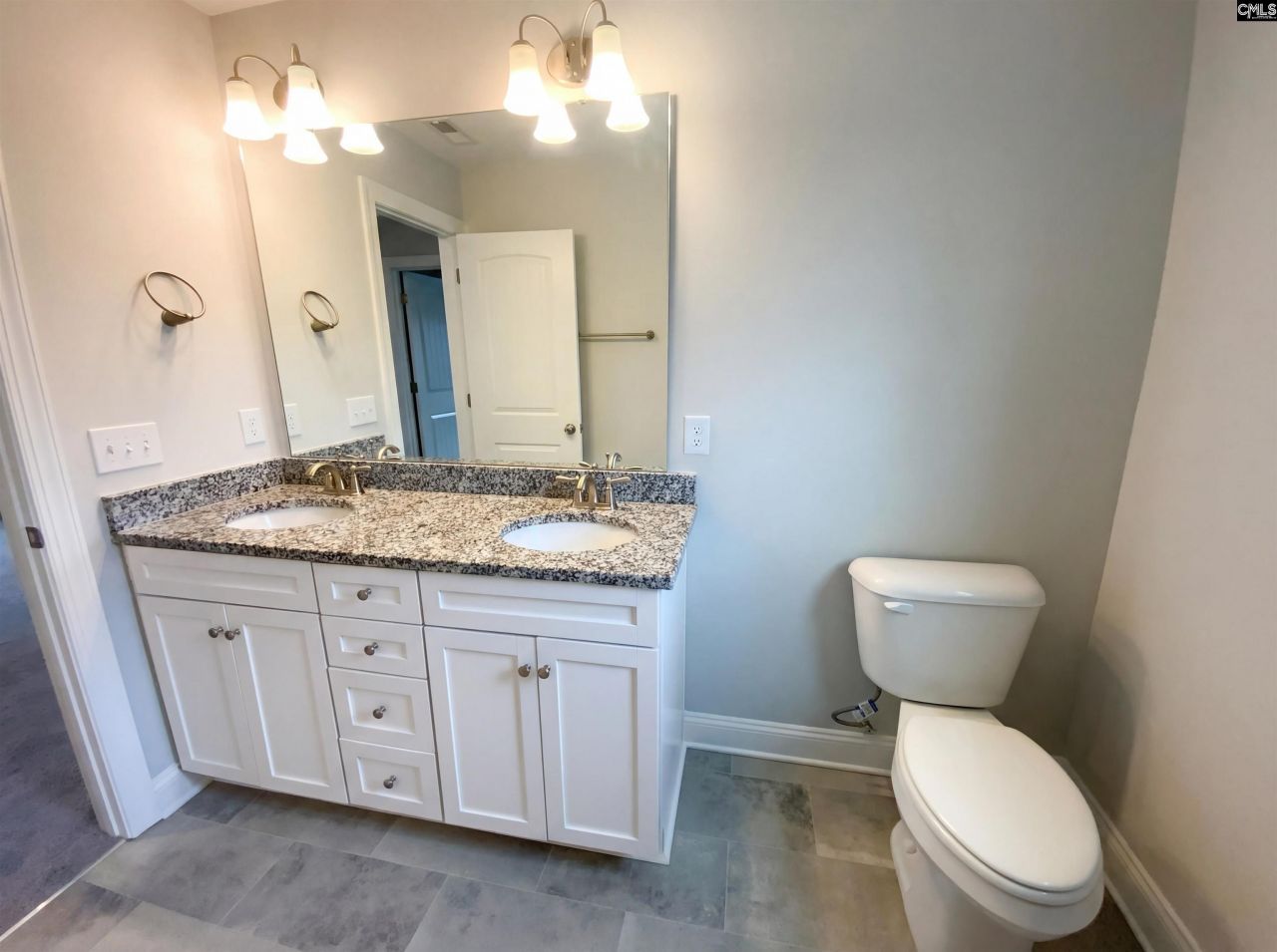 159 Hadleigh Drive  Photo 23