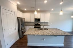 159 Hadleigh Drive  photo 4