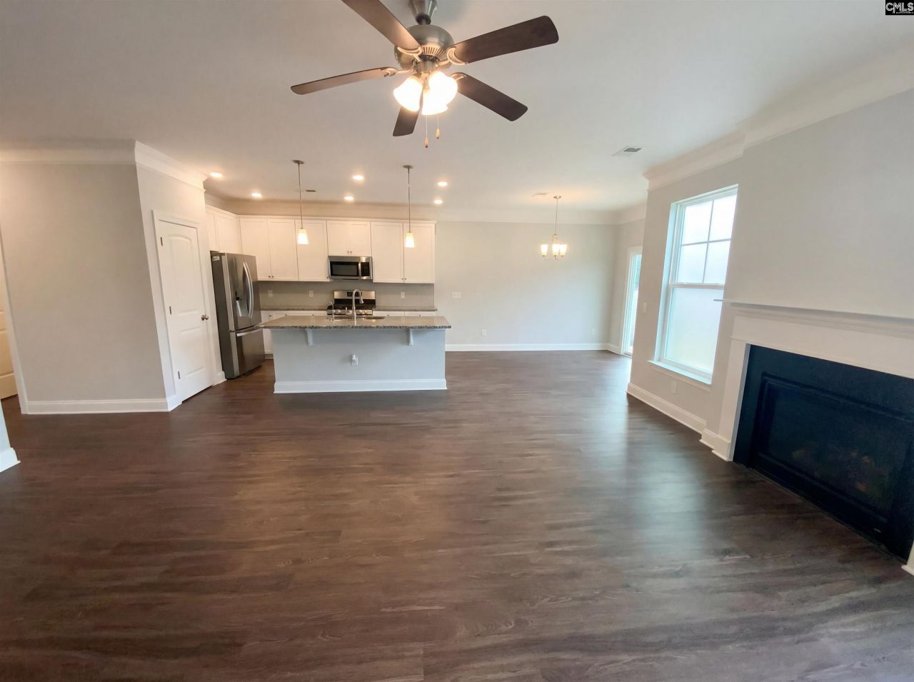 159 Hadleigh Drive  Photo 7