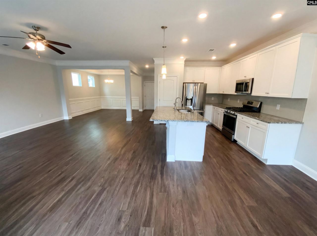 159 Hadleigh Drive  Photo 8