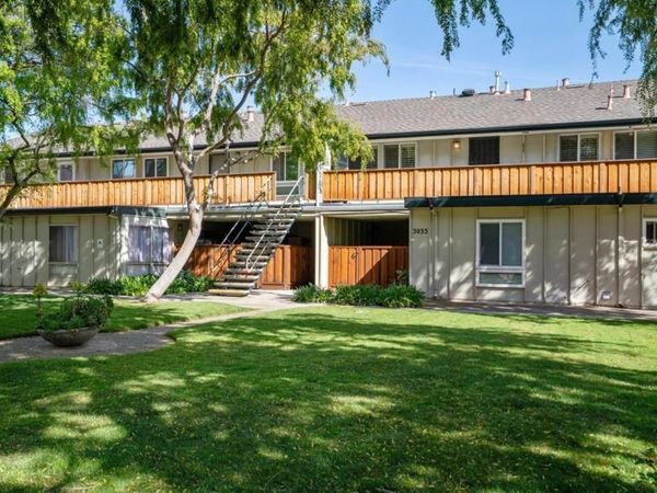 3033 Los Prados Street, Unit 229, San Mateo, CA 94403