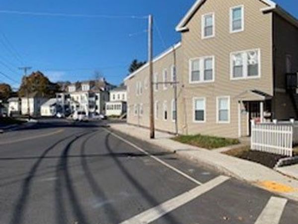 2-12 Chace St., Clinton, MA 01510