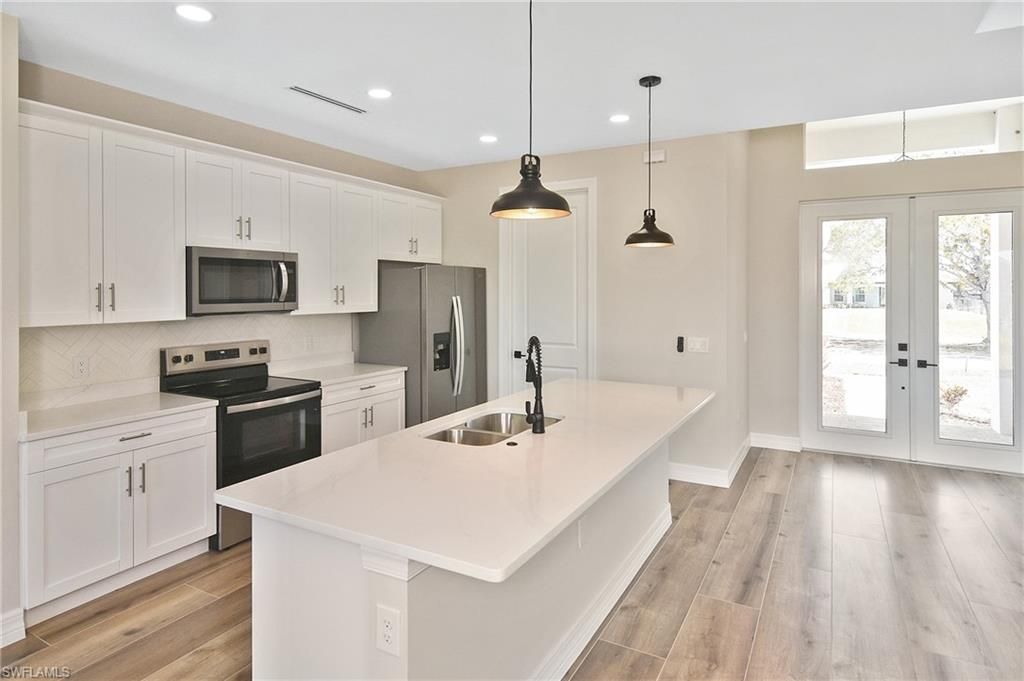 1906 NW 28th Ave, Cape Coral, FL 33993 Photo