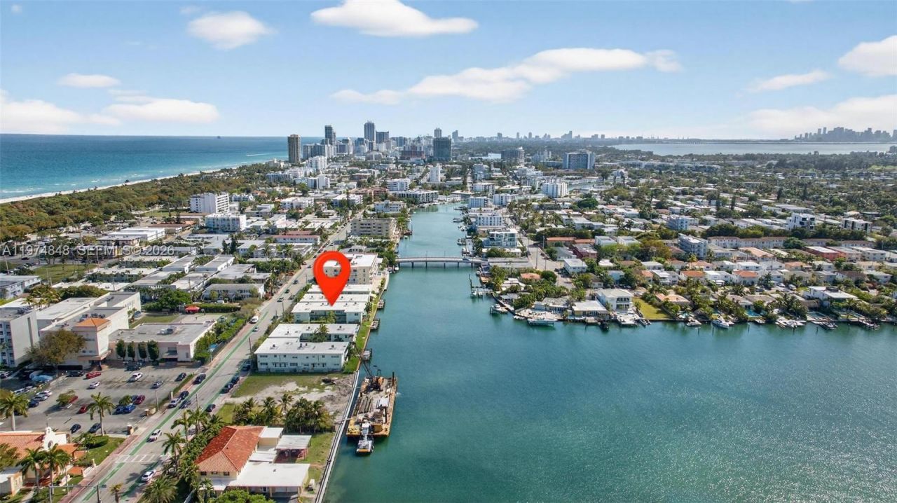 8600 Byron Ave, Unit 8600-9, Miami Beach, FL 33141 Photo