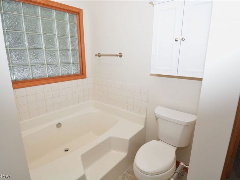 5301 Markwood Court, Valley City, OH 44280 Photo 32