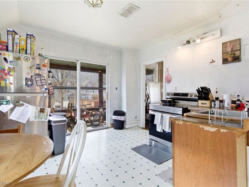 4200 Bridge Avenue, Cleveland, OH 44113 Photo 17