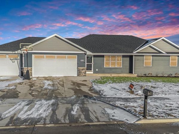 3220 WEILER ROAD, Kaukauna, WI 54130