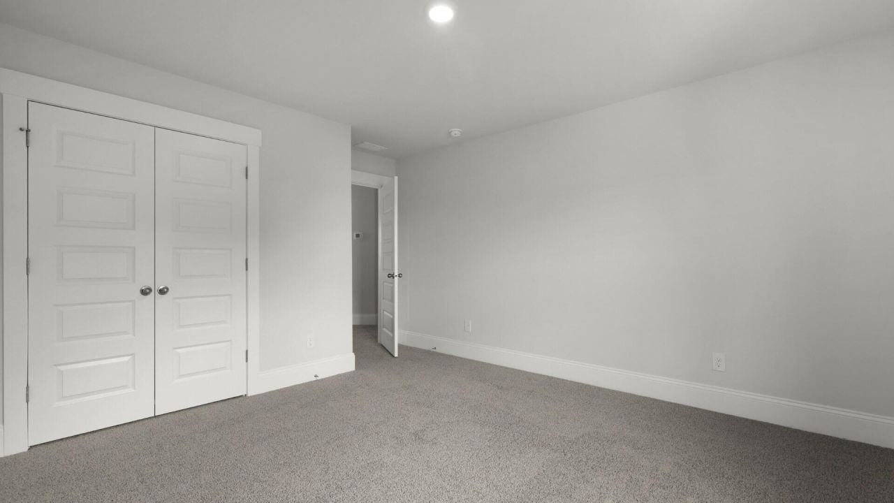 150 Broadstone Drive Photo 14