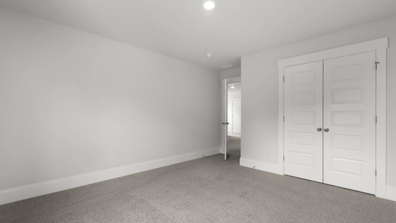 150 Broadstone Drive Photo 16