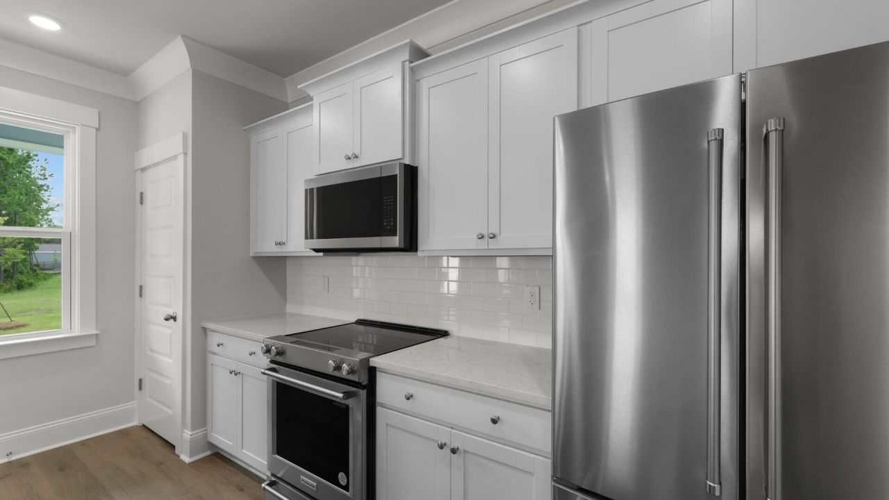 150 Broadstone Drive Photo 5