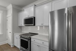 150 Broadstone Drive photo 4