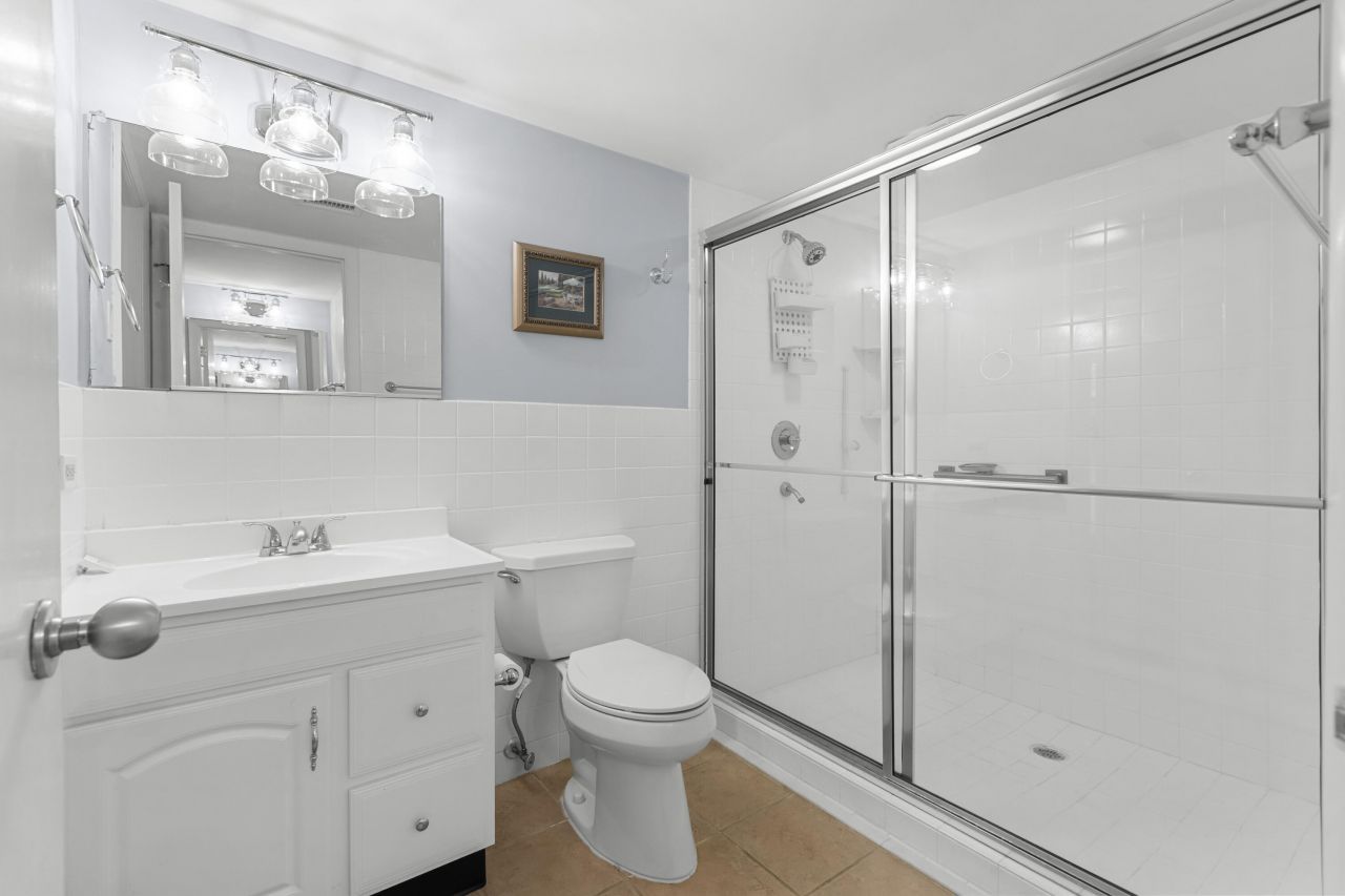 2905 Atrium Villa Drive Photo 16