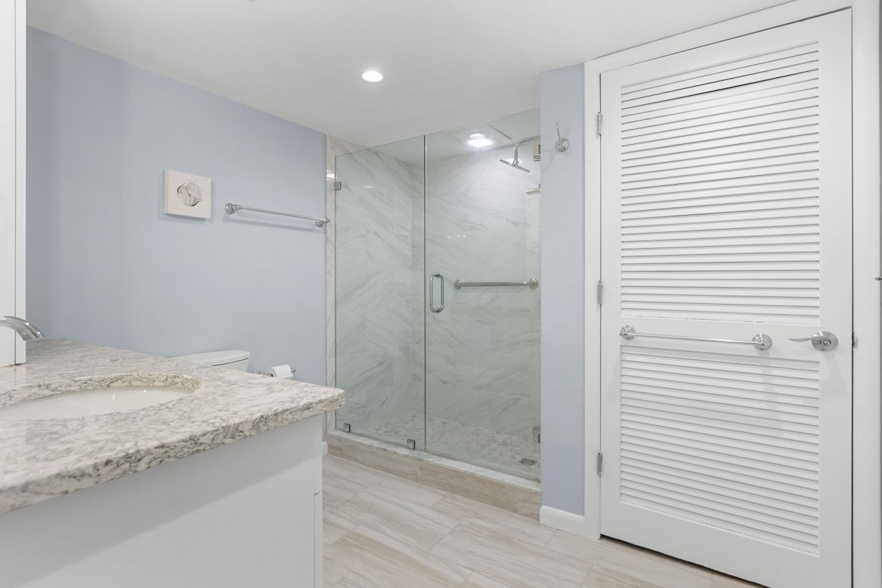 2905 Atrium Villa Drive Photo 19